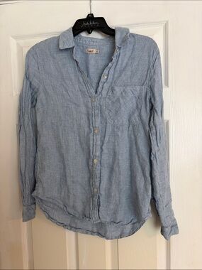 Faherty Light Blue linen Textured Button-Down Shirt Women’s size xs